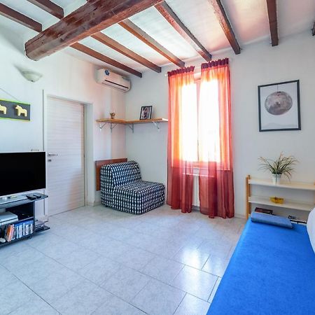 Parma Centro Torri Huge Apartment X6 المظهر الخارجي الصورة