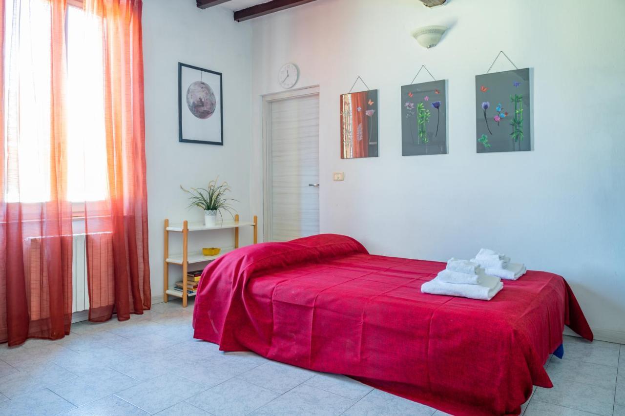 Parma Centro Torri Huge Apartment X6 المظهر الخارجي الصورة
